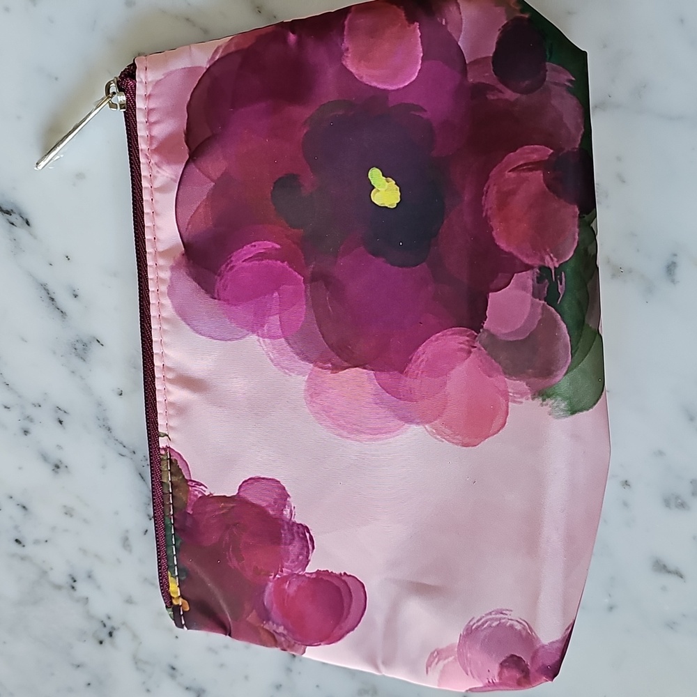 🌺HP🌺Clinique x Jonathan Cohen Limited Edition Cosmetic Bag With Samples NWT - Picture 4 of 10